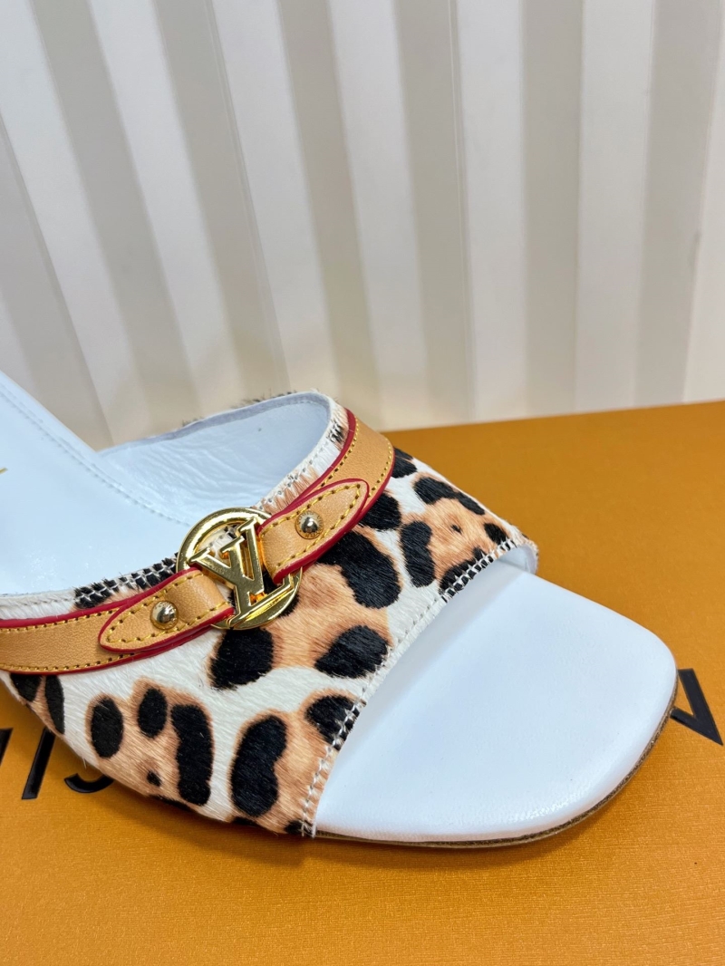 l0vis Vvtt0n heeled shoes